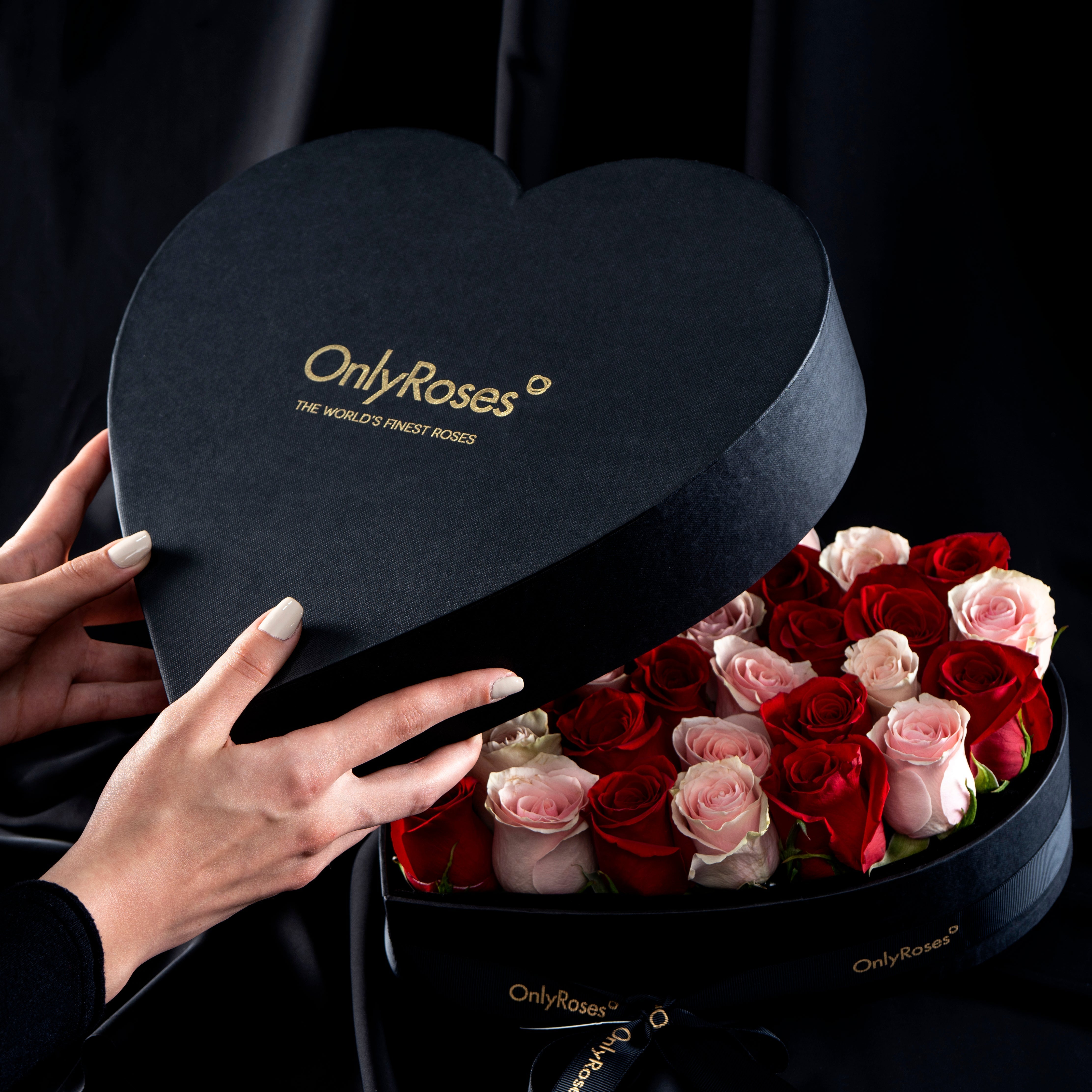 OnlyRoses Classic Rose Heart