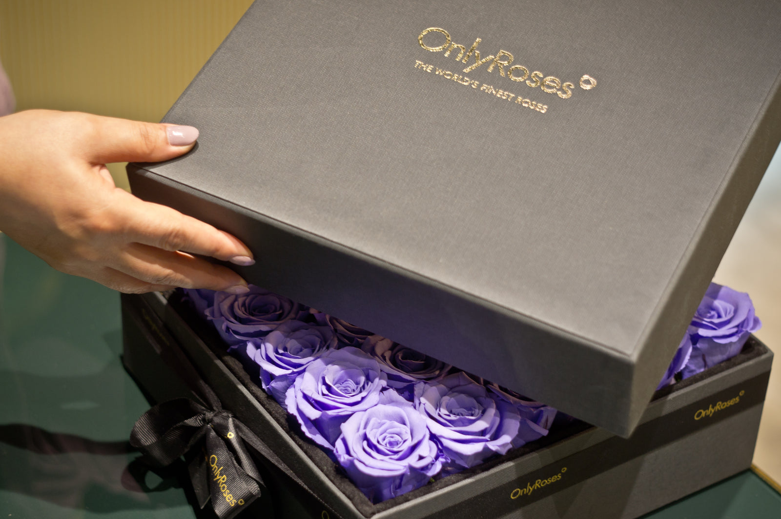 Infinite Roses® – OnlyRoses - Qatar